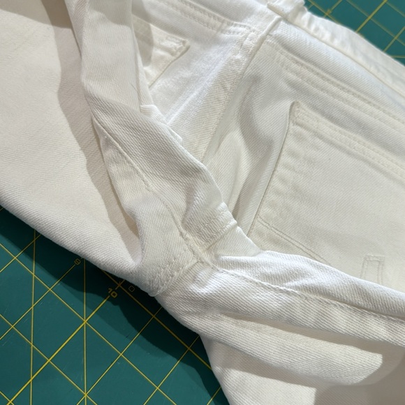 The Tomboy Crop by AG - Picture 6 of 13